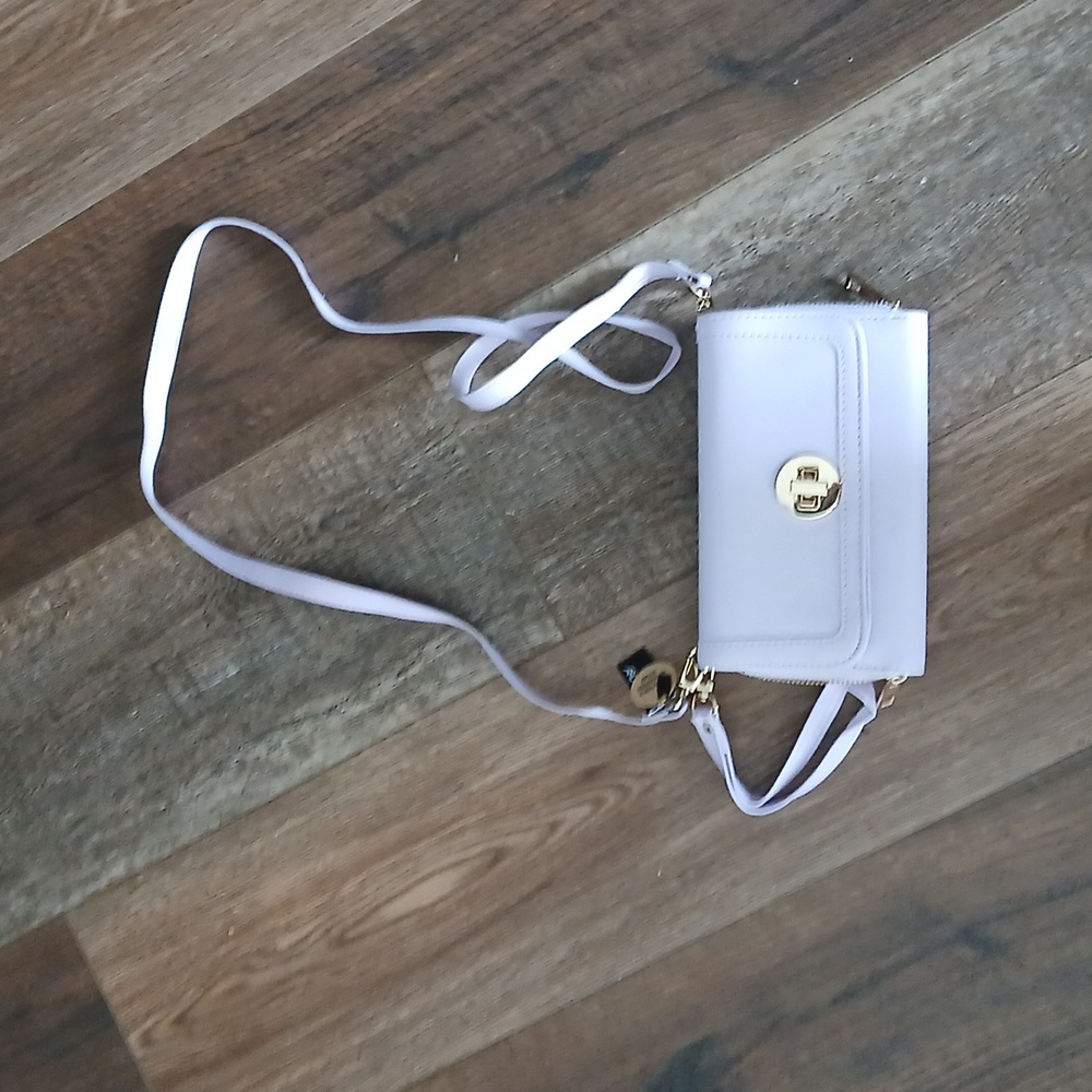 Lilac crossbody wallet